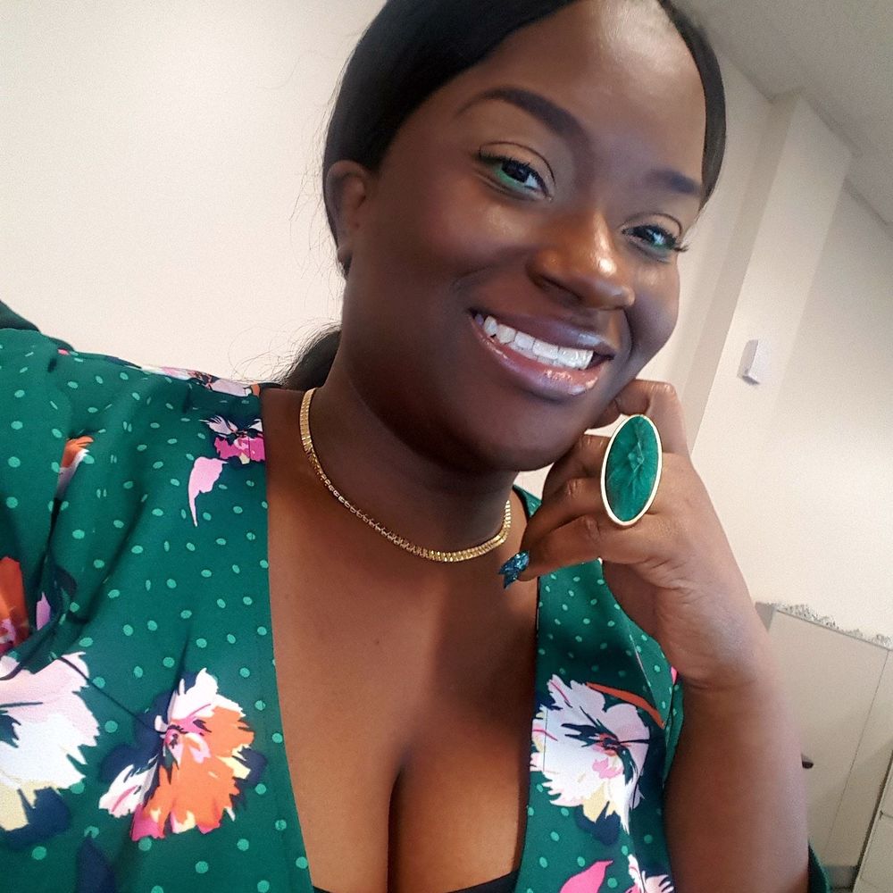 Meet your Posher, Ashley